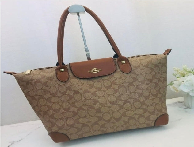 Coach women hand bag